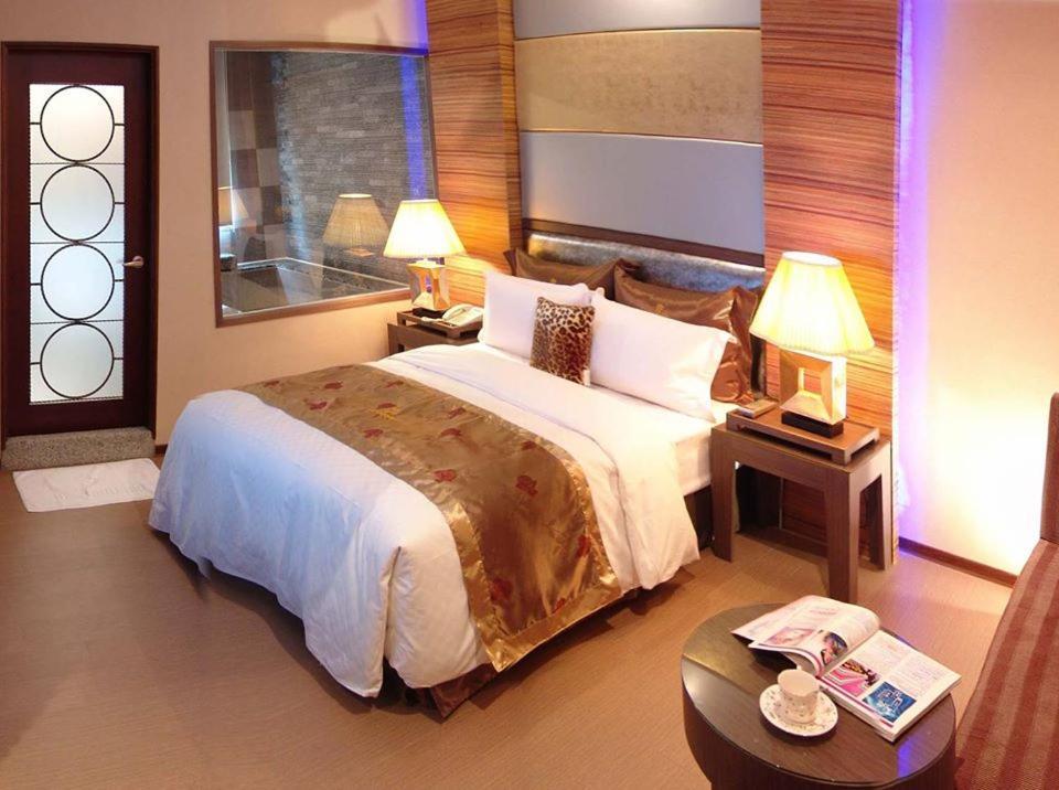 הואליין סיטי Spring Breeze Hotel מראה חיצוני תמונה